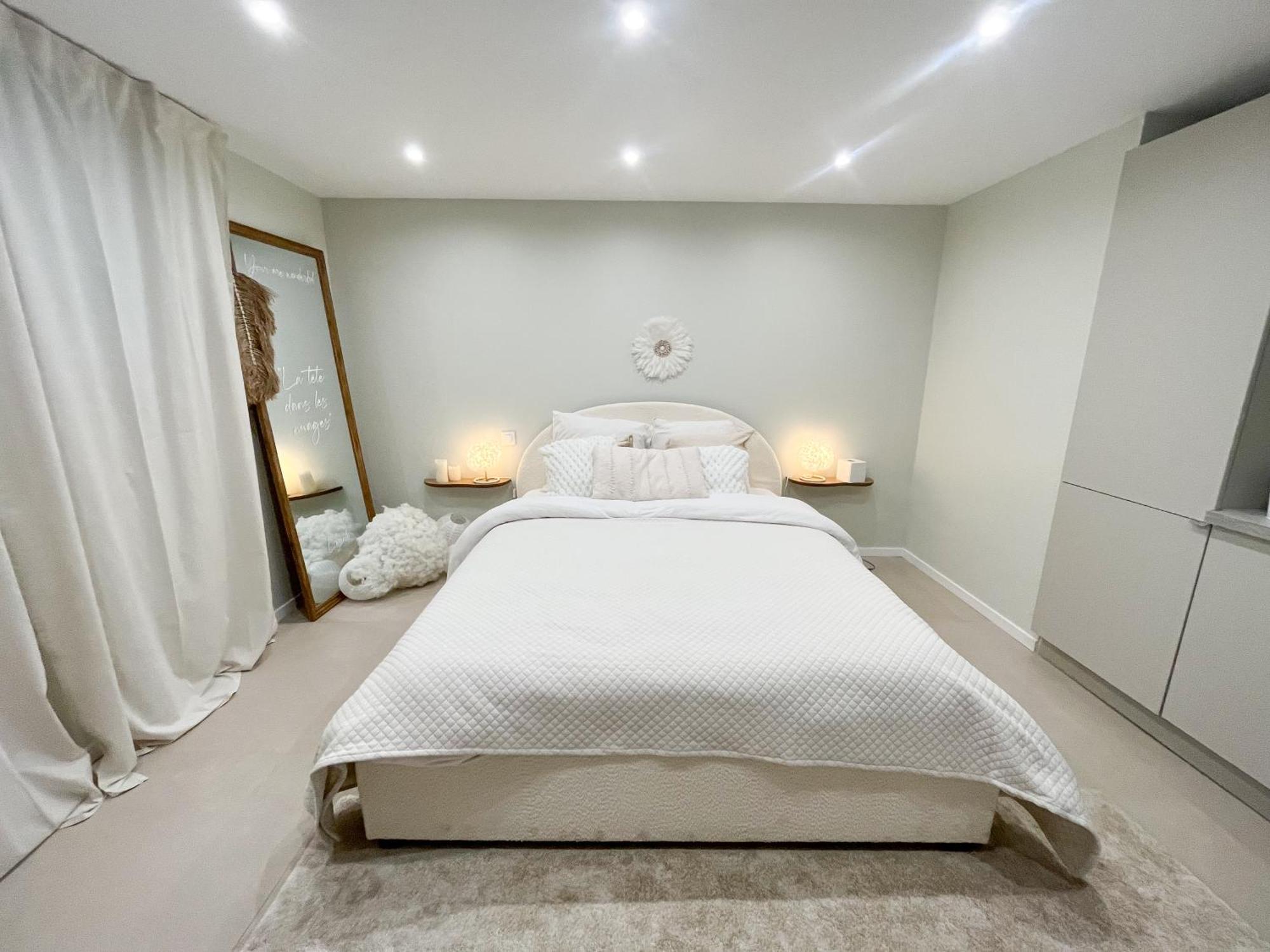 Romantique Avec Jacuzzi Appartement Antibes