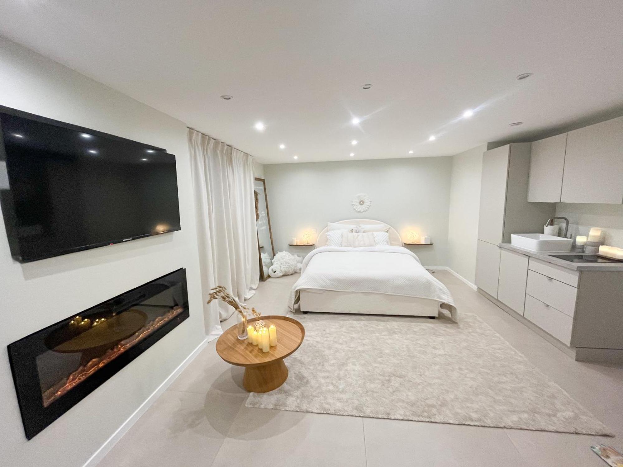 Appartement Romantique Avec Jacuzzi Antibes